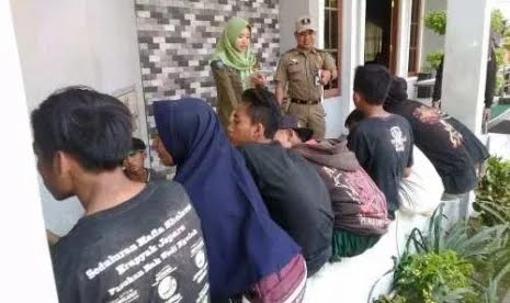 Sembilan Siswa-Siswi SMP Pesta Miras di Waduk Dinihari, Ditangkap Satpol PP dalam Keadaan Teler