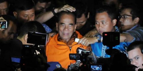 Bos Koran Riau antar Gulat Bawa Duit Suap ke Annas Maamun