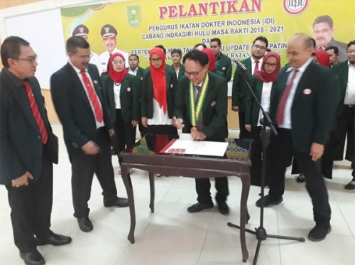 Gantikan Ibrahim Nasution, Fajar Wahono Nakhodai IDI Cabang Inhu Periode 2018-2021
