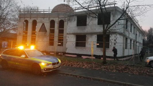 150 Orang Rusak Masjid Eyup Sultan, Polisi Baru Tangkap 11 Pelaku