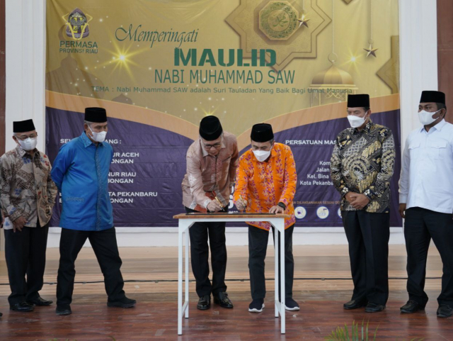 Gubernur Aceh Lantik Kepengurusan Permasa Riau Periode 2022-2027