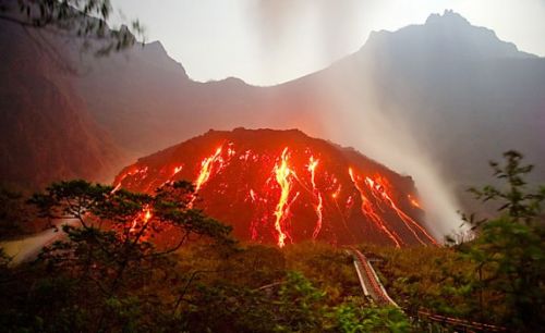 Ramalan Jayabaya, Letusan Kelud Isyarat Kehancuran Tanah Jawa