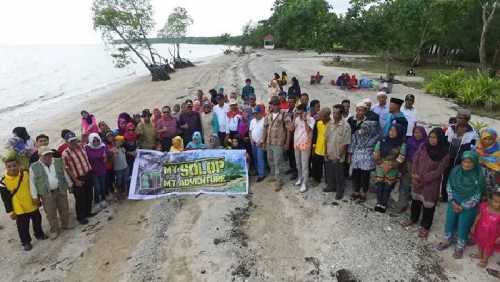 Setelah Dilaksanakan Pelantikan Kades se-Kecamatan Mandah, Pengunjung Pantai Solop Langsung Membludak