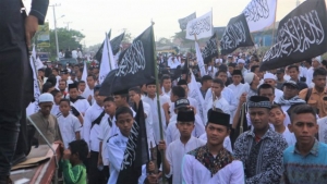 Ustaz Irfan Hamidi Kritis Usai Diperiksa Polisi, Ribuan Umat Islam Datangi Polres Pelabuhan Belawan