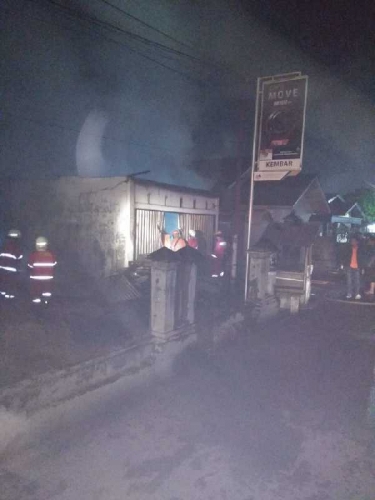 Kebakaran Terjadi di Dua Tempat Pagi Tadi di Pekanbaru