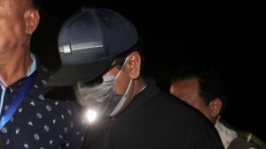 GoRiau Begini Penampakan Ketum PPP Romy Pakai Rompi Tahanan KPK dan Kaca Mata Hitam