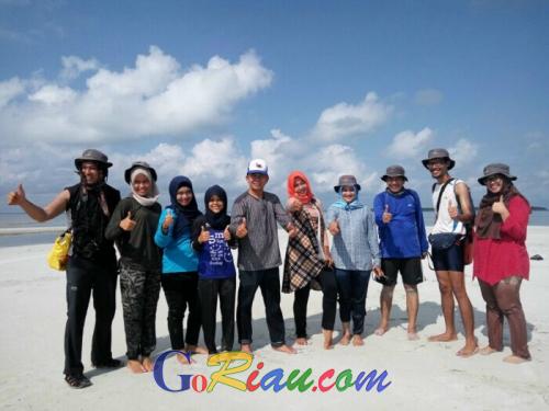 Rombongan Dinas Pariwisata Riau dan Media Nasional Kunjungi Pulau Rupat Utara