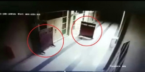 GoRiau Pembatas Salat dalam Masjid Berpindah-pindah Sendiri Terekam CCTv
