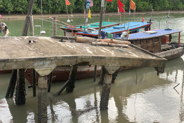 Pelabuhan TPI Tanjung Medang Bengkalis Nyaris Roboh dan Bahayakan Nelayan