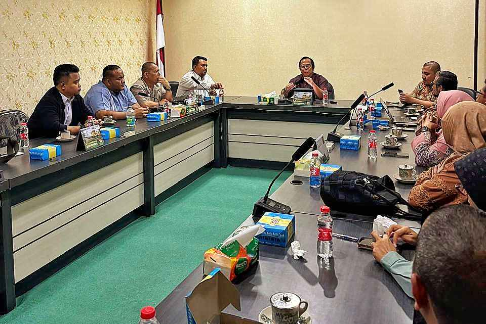 Gelar Diskusi, UIR Bersiap Dirikan Program Profesi Insinyur Pertama Perguruan Swasta di Riau