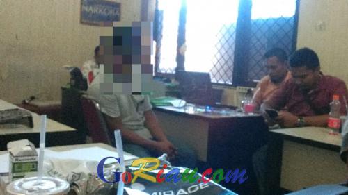 Distop Polantas karena Tak Pakai Helm Lewat Jalan Sudirman Pekanbaru, Pria Ini Malah Bingung, Ternyata...