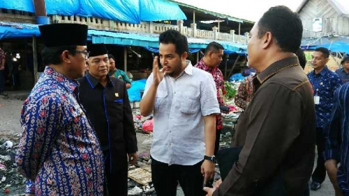 DPRD Riau Usulkan Anggaran Pembangunan Pasar Terapung Tembilahan di APBD Perubahan 2016