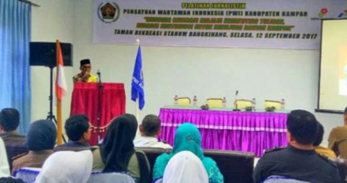 Ketua DPRD Kampar Ahmad Fikri Ingatkan Bupati untuk Jaga Perasaan Wartawan
