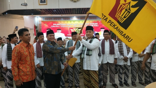 Lantik Pengurus IKTD Pekanbaru, Eddy Tanjung: IKTD Bukan Organisasi Politik