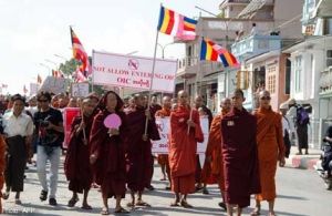 GoRiau Ribuan Biksu Tolak Campur Tangan OKI di Myanmar