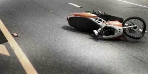 Kecelakaan Maut di Ruas Jalan Lintas Timur Batang Gangsal Inhu, Seorang Pengendara Motor Tewas di TKP