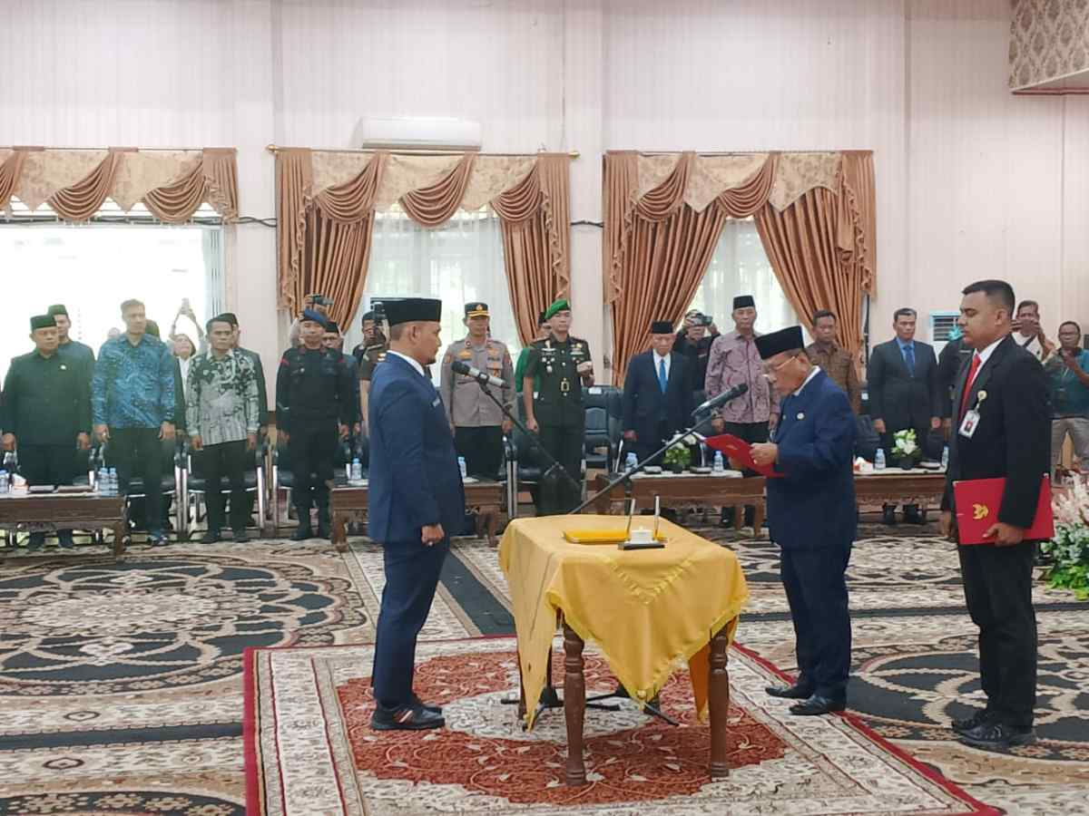 Posisi Kosong Dua Hari Terisi, Bistamam Resmi Lantik Sarman Syahroni Jadi Sekda Rohil