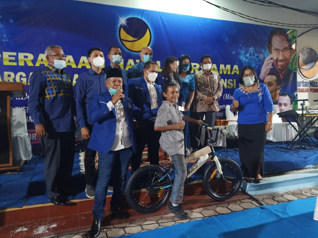 Buktikan Diri Sebagai Partai Nasionalis dan Religius, Nasdem Riau Rayakan Natal Bersama Pertama Kalinya