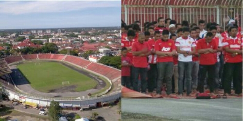 Unik, Pertandingan Sepak Bola di Stadion Ini Selalu Diawali Lantunan Azan