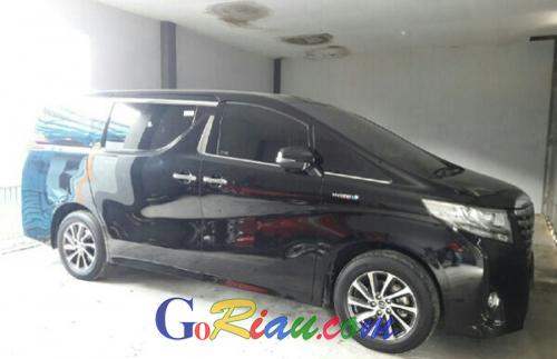 Pemko Dumai Diam-diam Beli Mobil Alphard Rp1,7 Miliar, Tapi Masih Disembunyikan