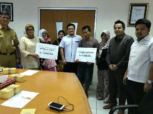 Difasilitasi Anggota DPRD Riau, Pertamina Sumbar-Riau Serahkan Bantuan untuk Dua Pasien Anak Penderita Tumor