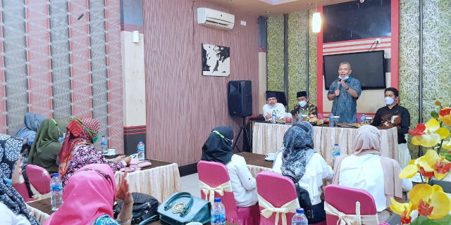 Buka Seminar Ekonomi Kerakyatan di Tengah Pandemi Covid-19, Sekda Kamsol Ajak Peserta Saling Bersinergi