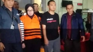 GoRiau Eni Maulani Saragih Diduga Terima Suap Rp4,8 Miliar untuk Muluskan Proyek PLTU Riau-1