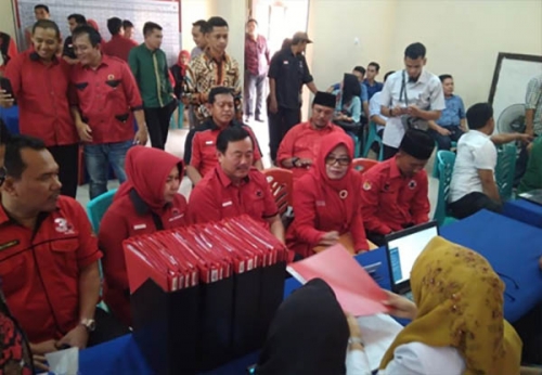 Usai Daftarkan Caleg ke KPU Kuansing, Halim: Insyaallah Tiap Dapil Dapat Kursi