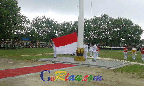 Hujan Warnai Upacara Kemerdekaan di Ibukota Kabupaten Pelalawan