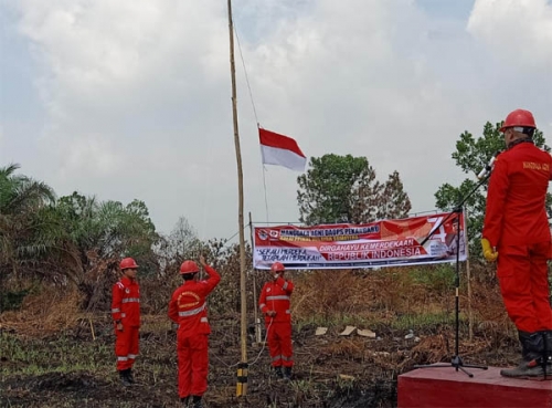 Api di Riau tak Kunjung Padam, Personel Manggala Agni Upacara HUT RI di Lokasi Karhutla