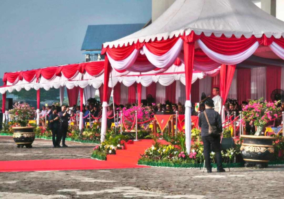 Pimpin Upacara HUT ke-81 RI, Wako Pekanbaru Ingatkan ASN Beri Kerja Nyata