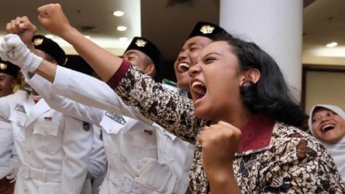 Gagal Ikut Kibarkan Bendera Pusaka, Gloria Dipercaya Kibarkan Bendera PON Jawa Barat