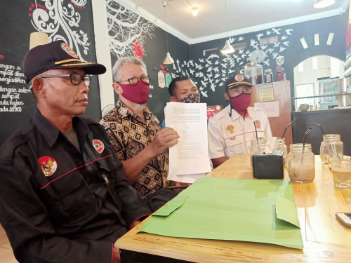 Tokoh Masyarakat Sengkemang Desak Kapolda Riau Tangkap Tersangka Karhutla dari PT DSI