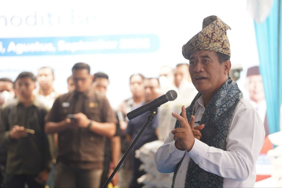 Harga TBS Kelapa Sawit Riau Tembus Rp3.900, Mentan Amran Sulaiman Beri Apresiasi