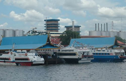 Pemudik Imlek Mulai Padati Pelabuhan Dumai