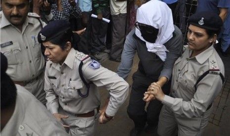 Waduh, Setiap 20 Menit Seorang Wanita Diperkosa di India