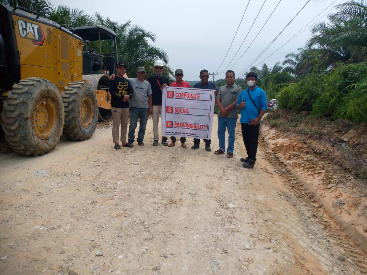 Lakukan Perawatan Jalan Sepanjang 7 KM, Warga Kuansing Apresiasi PT SUN