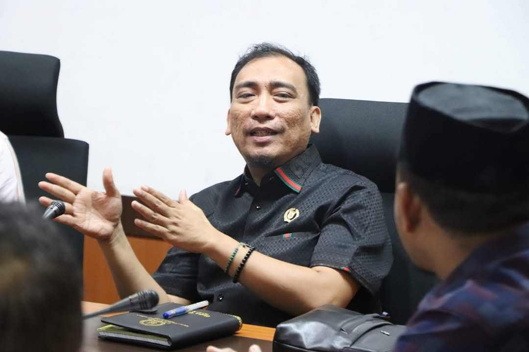 OPD Tak Transparan Soal Kegiatan di Luar APBD, Banggar DPRD Riau Minta Gubri Evaluasi
