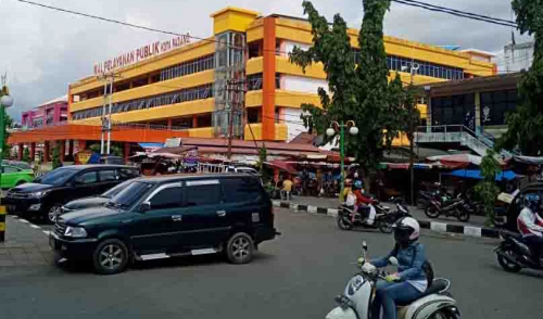 17 Pedagang Pasar Raya Padang Positif Corona, 3 Wafat