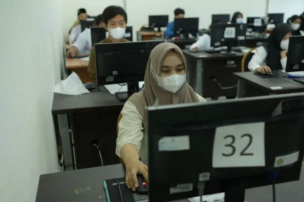 840 Peserta Ikuti UTBK-SBMPTN 2022 Gelombang I di Universitas Riau