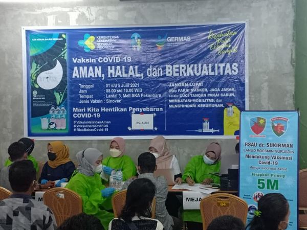Rumah Sakit TNI AU Dr Sukirman Lanud Roesmin Nurjadin Pekanbaru Bantu Pemda Vaksinasi Warga