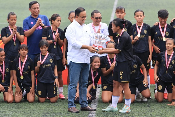 Arema FC Women Juara, Anies Berharap Lahir Pemain Potensi di Piala Gubernur DKI Jakarta 2022