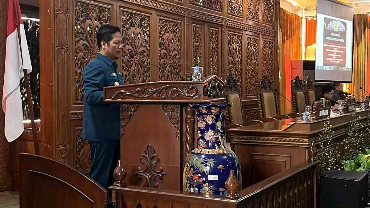 Jawab Penolakan Sejumlah Fraksi, Bupati Suhardiman Amby Pastikan Pemekaran OPD Kuansing Tak Bebani APBD