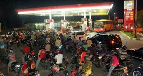 Harga Premium Naik Lagi Usai Lebaran