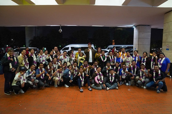 Juara WCGF 2023 Korsel, Menpora Dito Senang Sambut Paduan Suara Solideo Voice di Bandara