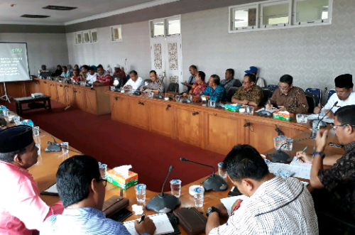 Negosiasi Warga Dusun Muara Sako Langgam dengan PT EMP Hasilkan Beberapa Kesepakan