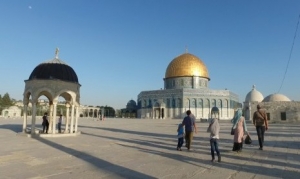 GoRiau Militer Israel Paksa Umat Islam Keluar Masjidil Aqsa