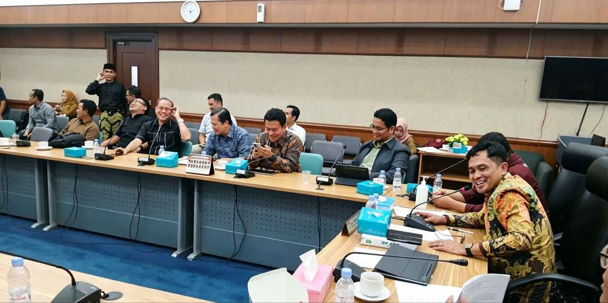 FGD RUU Migas, Komisi III DPRD Riau Dorong DBH Minyak Naik dan PI Jadi 20 Persen