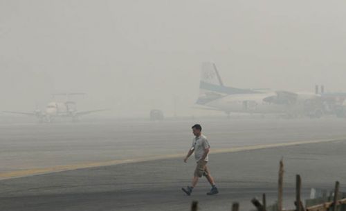 Kabut Asap Makin Parah, Sudah 11 Penerbangan Ditunda di SSK II Pekanbaru