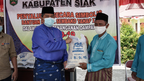 Pemkab Siak Salurkan Bantuan Sembako Tahap II Untuk 33 Ribu KK di Pusako